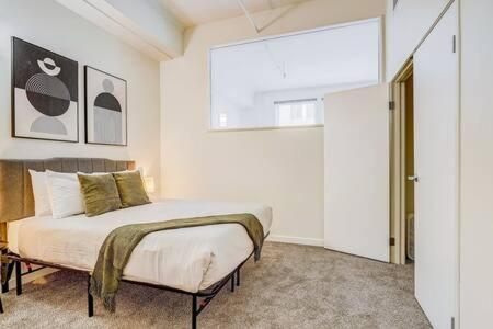 Cozysuites - 2Br With Direct Skybridge Access #1 Indianapolis Bagian luar foto